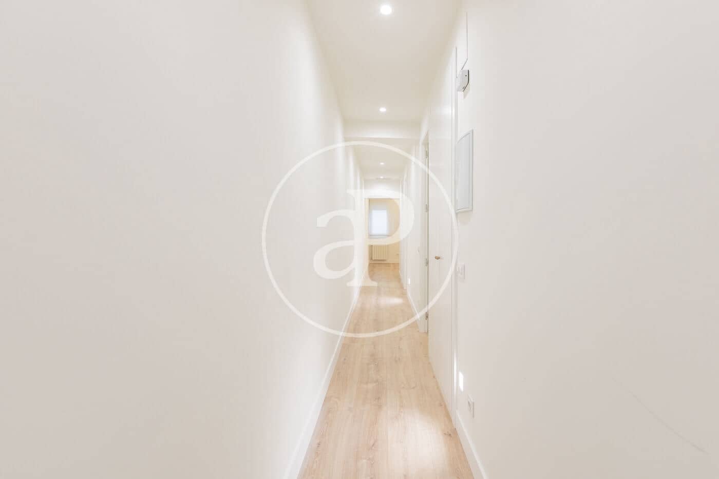 2 slaapkamer Appartement te huur in Madrid stad - € 2.900 (Ref: 9530534)