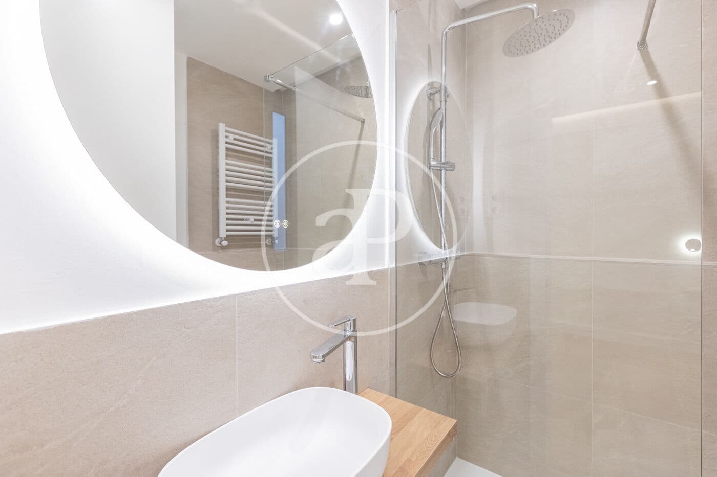 2 slaapkamer Appartement te huur in Madrid stad - € 2.900 (Ref: 9530534)