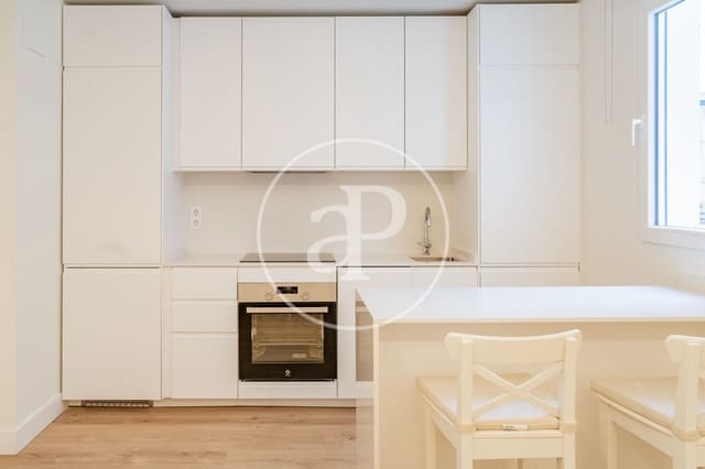 2 slaapkamer Appartement te huur in Goya, Madrid stad - € 2.700 (Ref: 9530534)