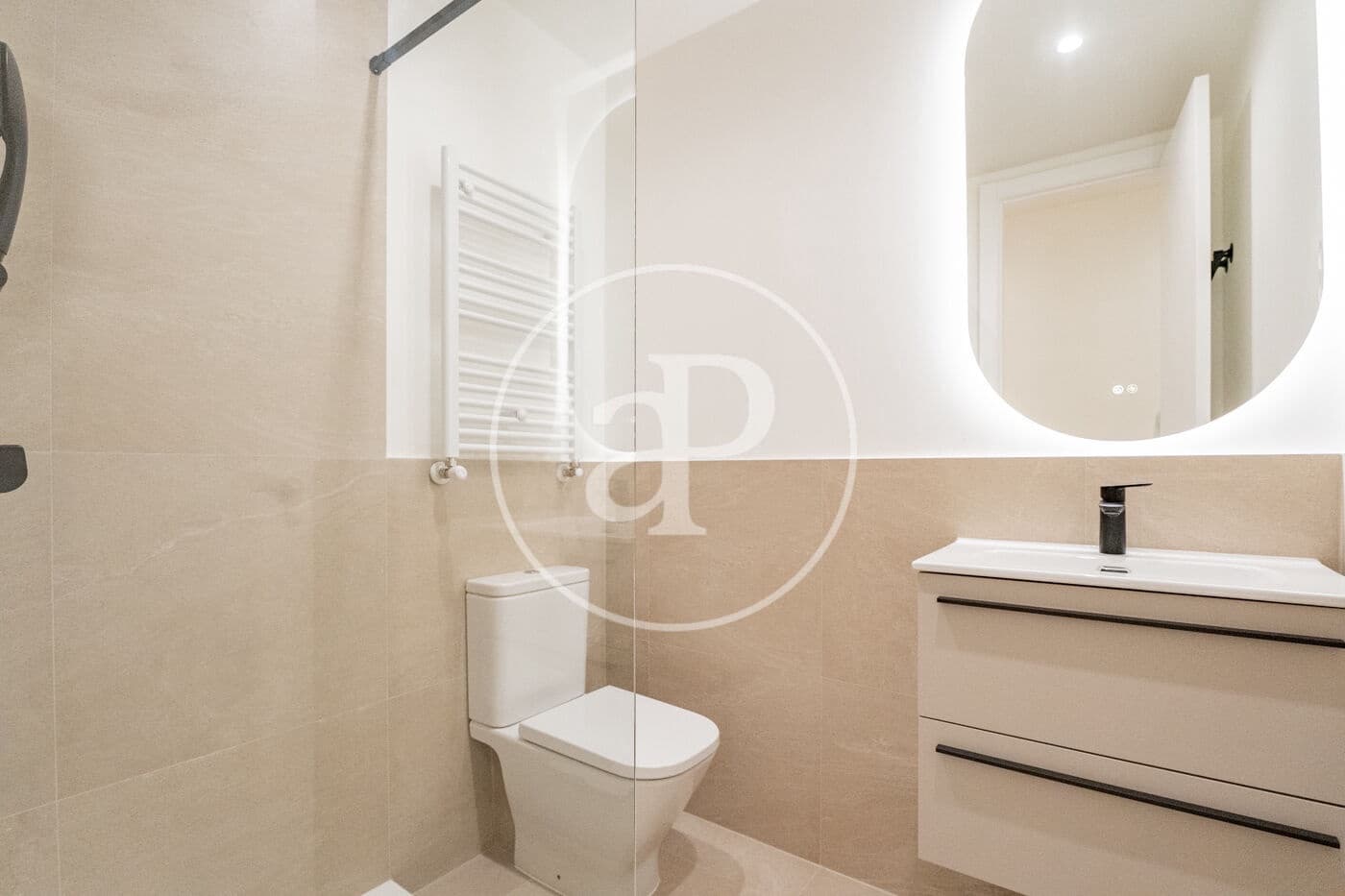 2 bedroom Apartment for rent in Madrid city - € 2,700 (Ref: 9530534)
