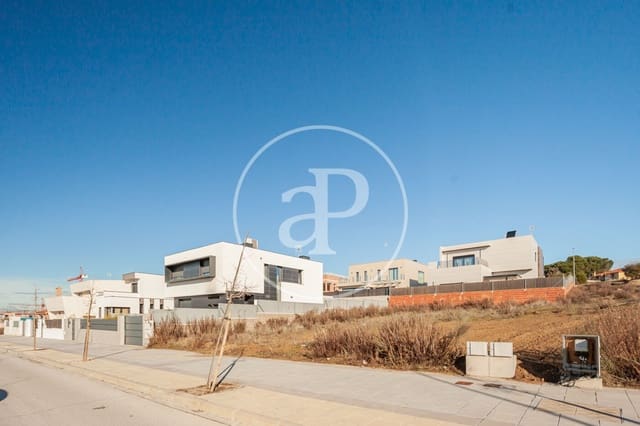 Grond te koop in Villaviciosa de Odón - € 460.000 (Ref: 9530536)