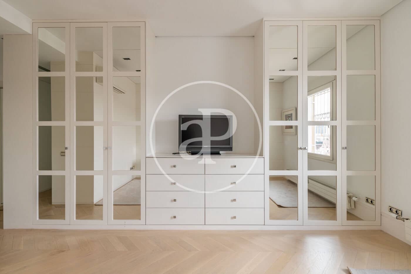 4 soverom Penthouse til leie i Madrid by - € 8 500 (Ref: 9532459)