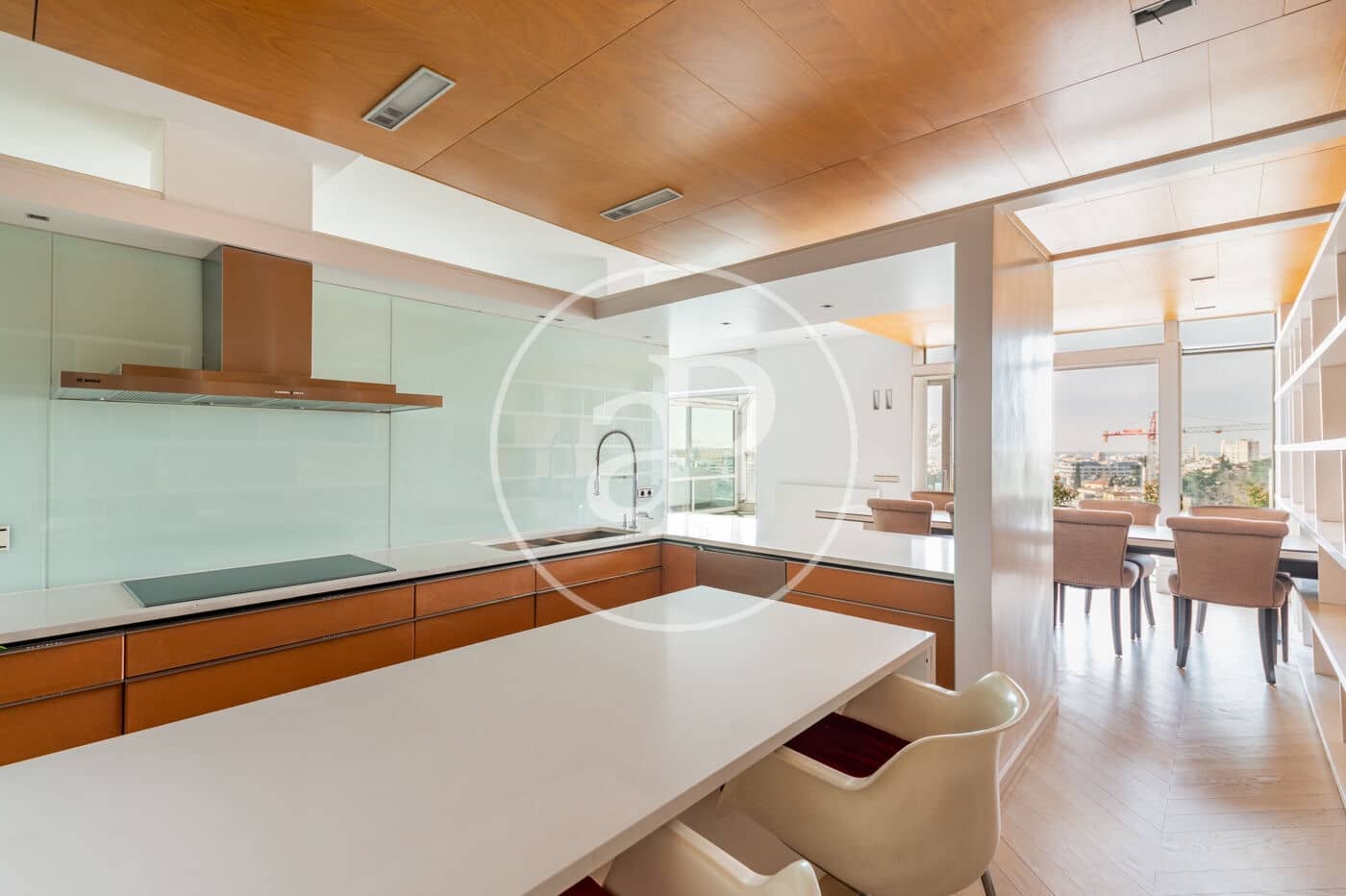 4 soverom Penthouse til leie i Madrid by - € 8 500 (Ref: 9532459)