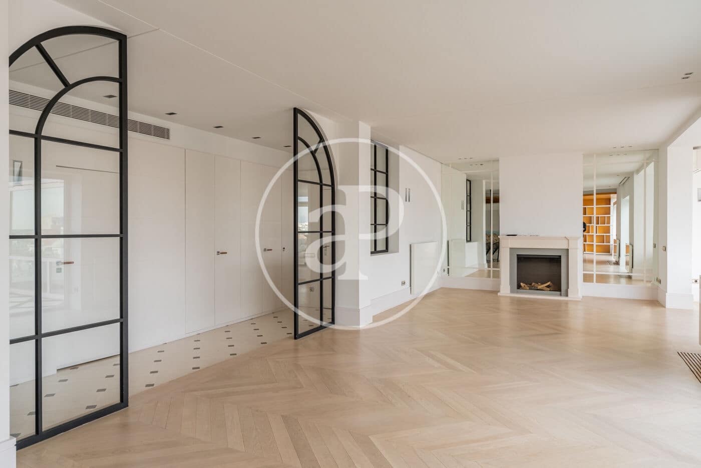 4 soverom Penthouse til leie i Madrid by - € 8 500 (Ref: 9532459)