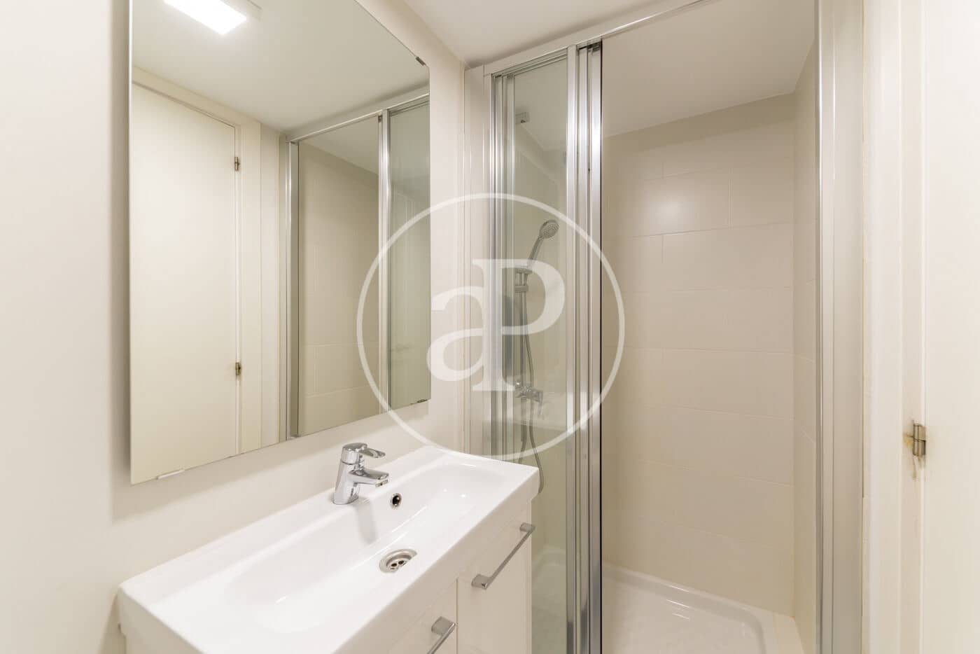 4 soverom Penthouse til leie i Madrid by - € 8 500 (Ref: 9532459)