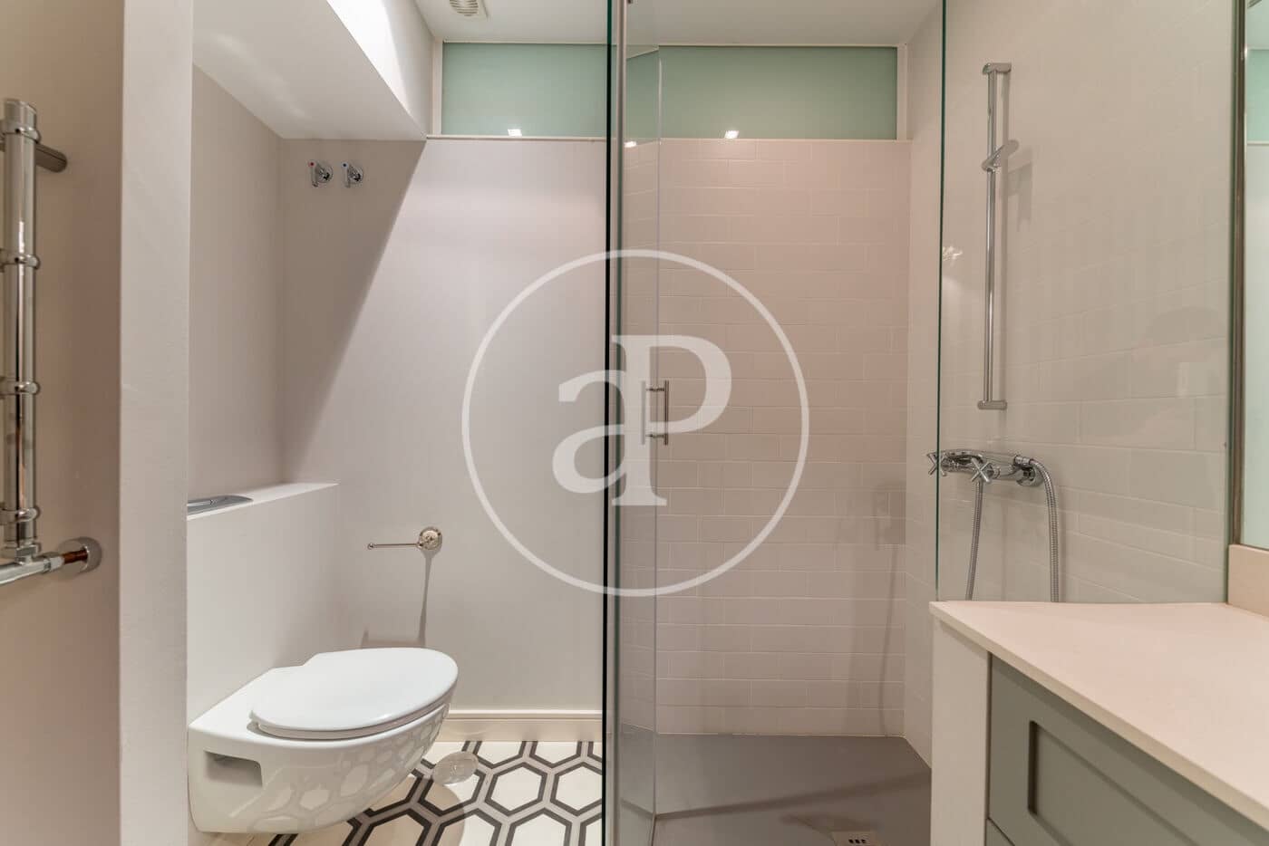 4 soverom Penthouse til leie i Madrid by - € 8 500 (Ref: 9532459)