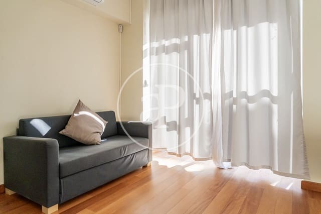 1 slaapkamer Appartement te huur in Berruguete, Madrid stad - € 1.200 (Ref: 9533745)