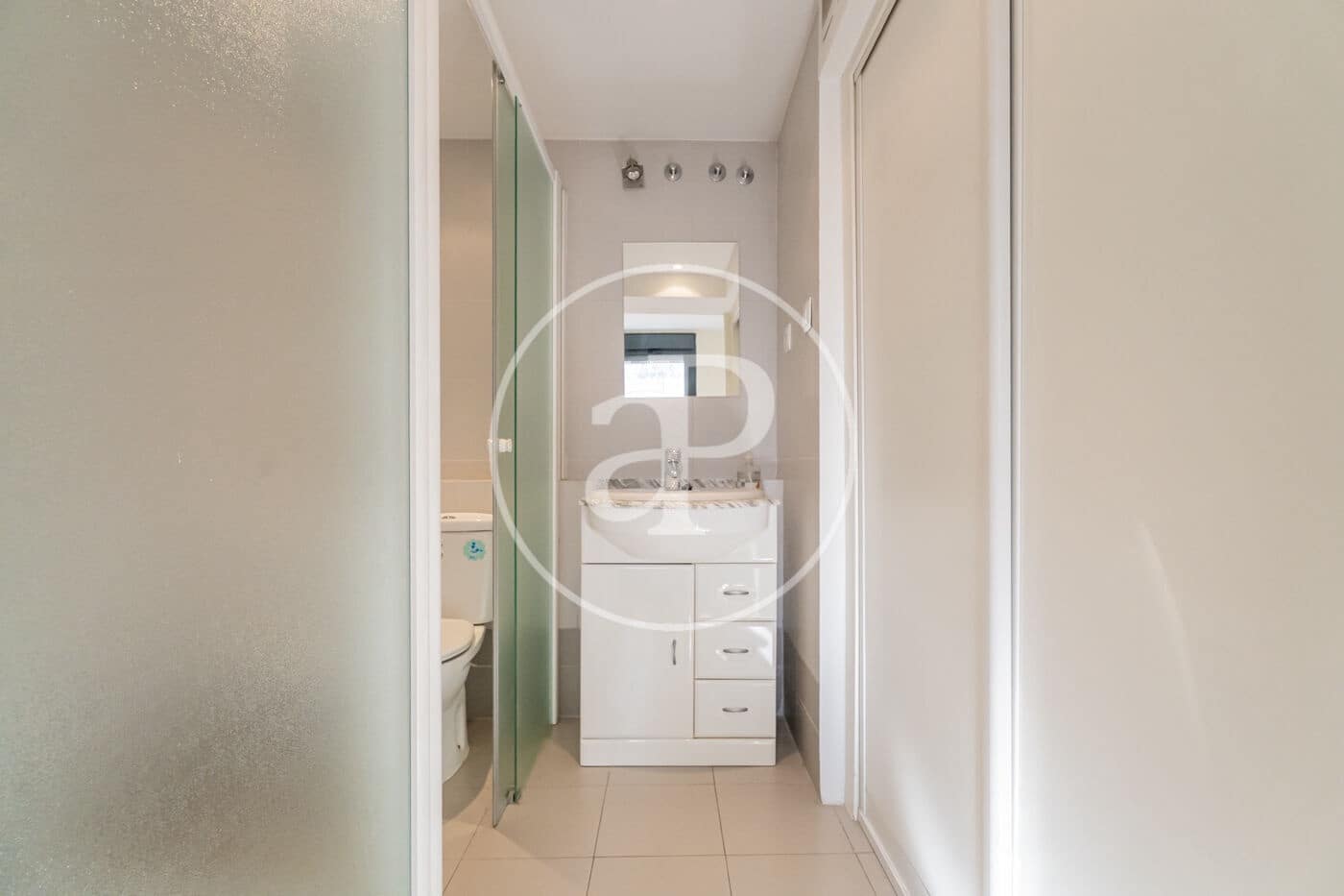 1 slaapkamer Appartement te huur in Madrid stad - € 1.200 (Ref: 9533745)
