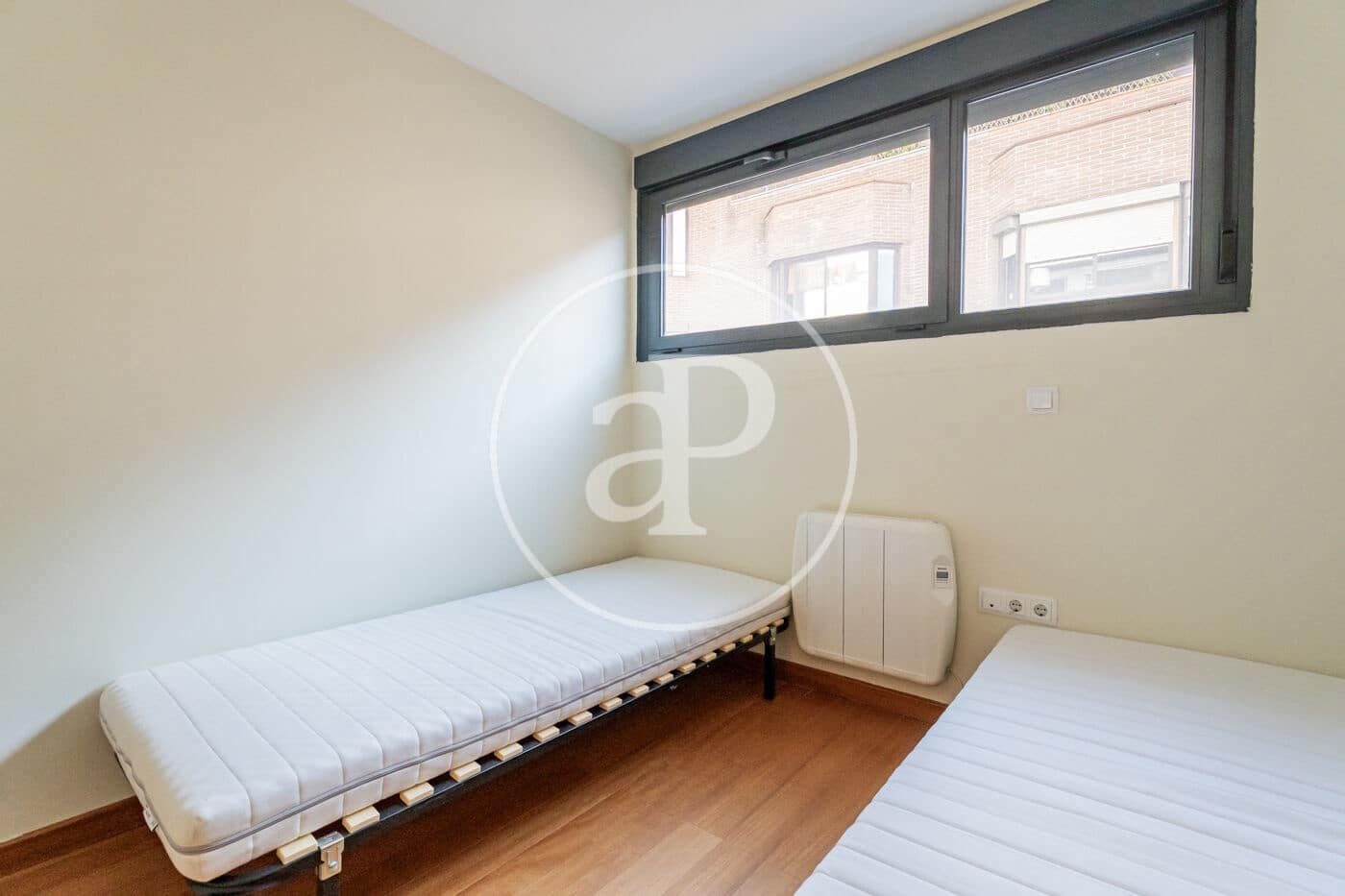1 slaapkamer Appartement te huur in Madrid stad - € 1.200 (Ref: 9533746)