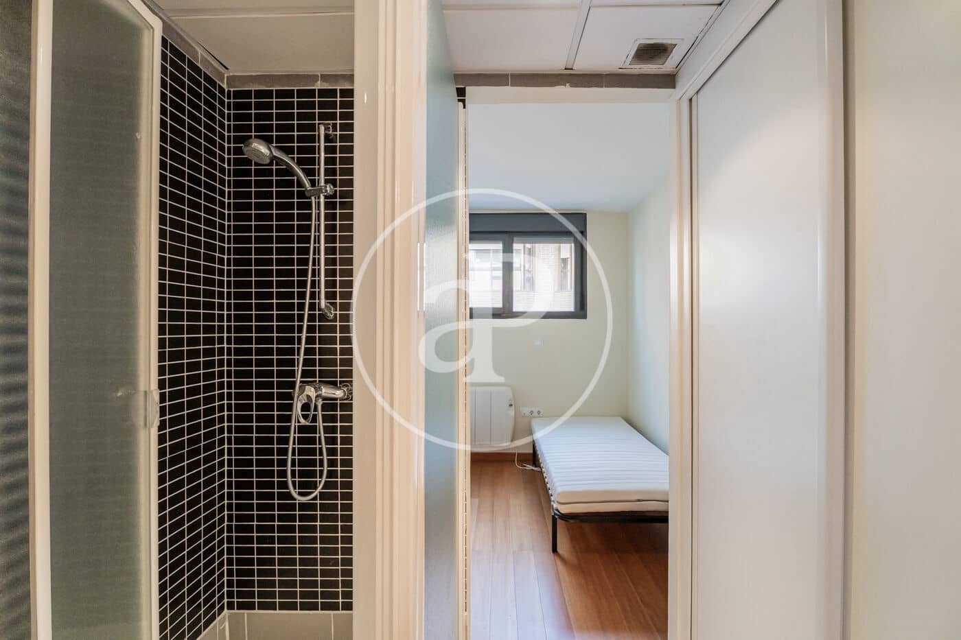 1 slaapkamer Appartement te huur in Madrid stad - € 1.200 (Ref: 9533746)