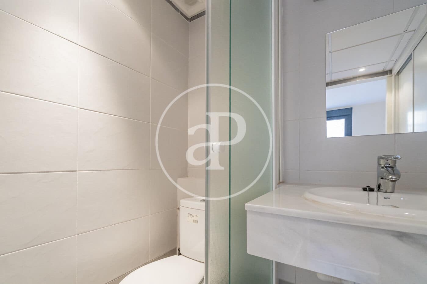 1 slaapkamer Appartement te huur in Madrid stad - € 1.200 (Ref: 9533747)