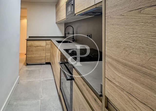 1 sovrum Lägenhet till salu i Universidad, Madrid stad - 410 000 € (Ref: 9535944)