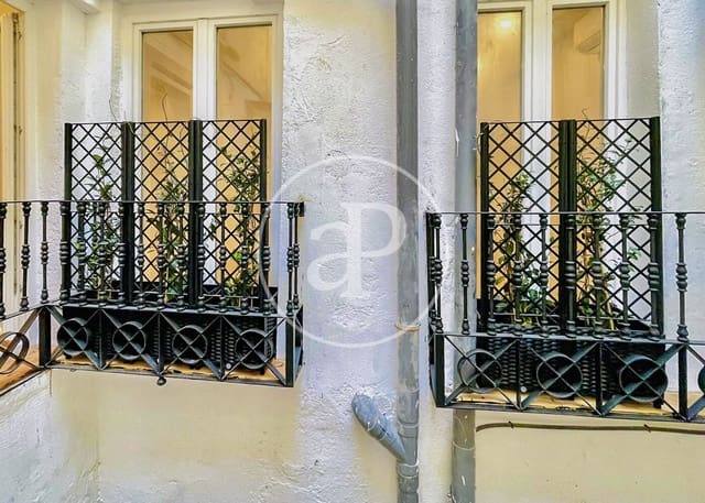 1 sovrum Lägenhet till salu i Universidad, Madrid stad - 410 000 € (Ref: 9535944)