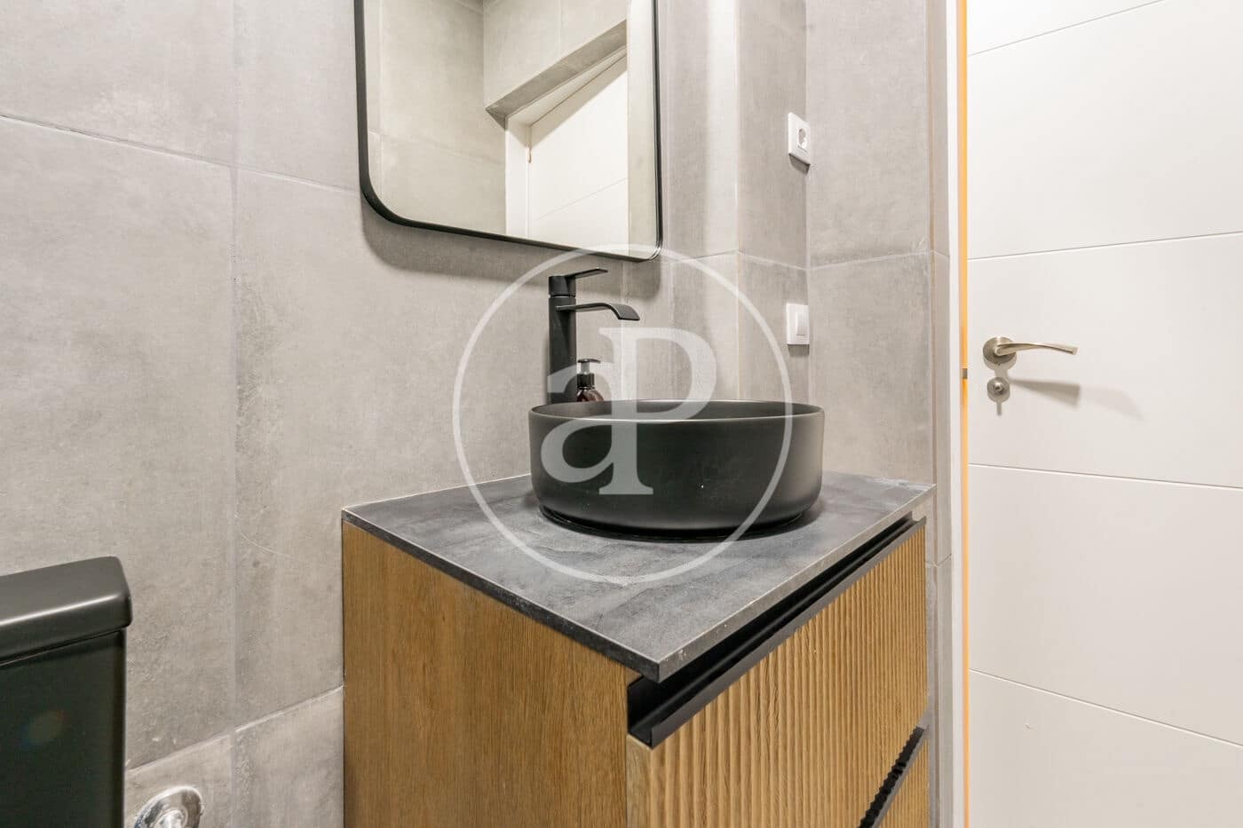 1 bedroom Apartment for sale in Madrid city - € 395,000 (Ref: 9535944)