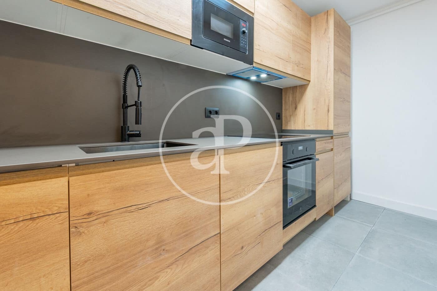 1 bedroom Apartment for sale in Madrid city - € 395,000 (Ref: 9535944)