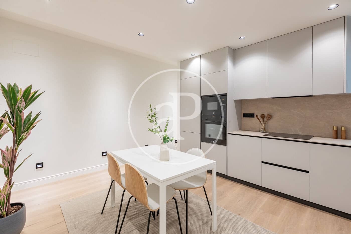 Apartamento de 3 habitaciones en Madrid ciudad en venta - 1.100.000 € (Ref: 9535945)