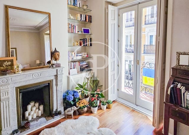 2 makuuhuone Huoneisto myytävänä paikassa Madrid kaupunki - 995 000 € (Ref: 9535947)