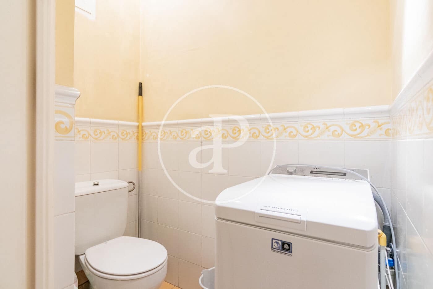 2 bedroom Apartment for sale in Madrid city - € 995,000 (Ref: 9535947)