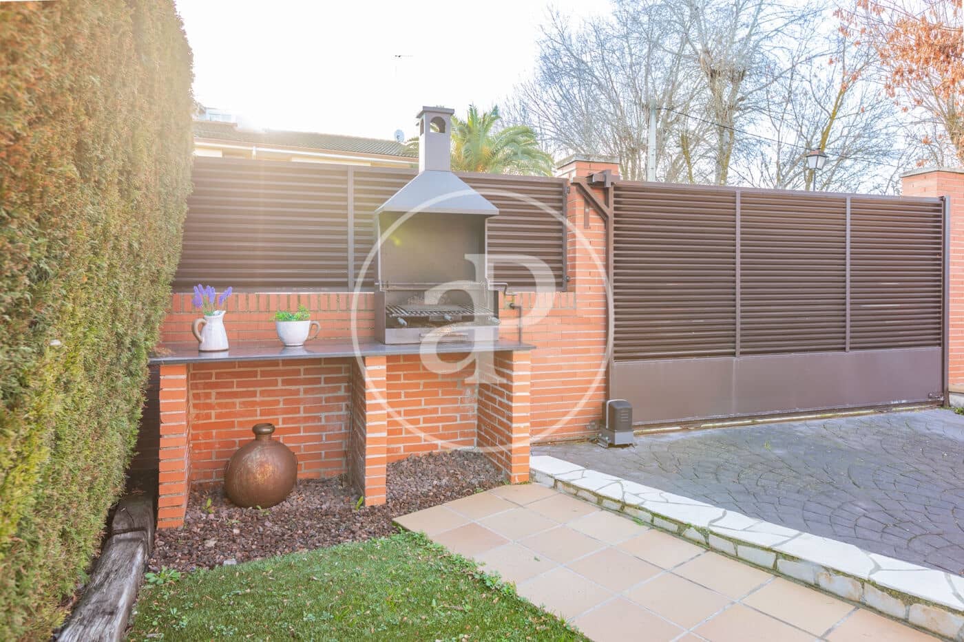 5 bedroom Villa for sale in Algete with pool - € 950,000 (Ref: 9535949)