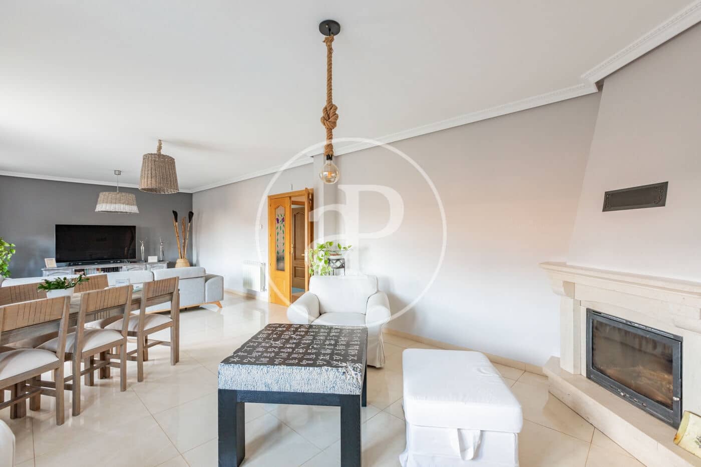 5 bedroom Villa for sale in Algete with pool - € 950,000 (Ref: 9535949)