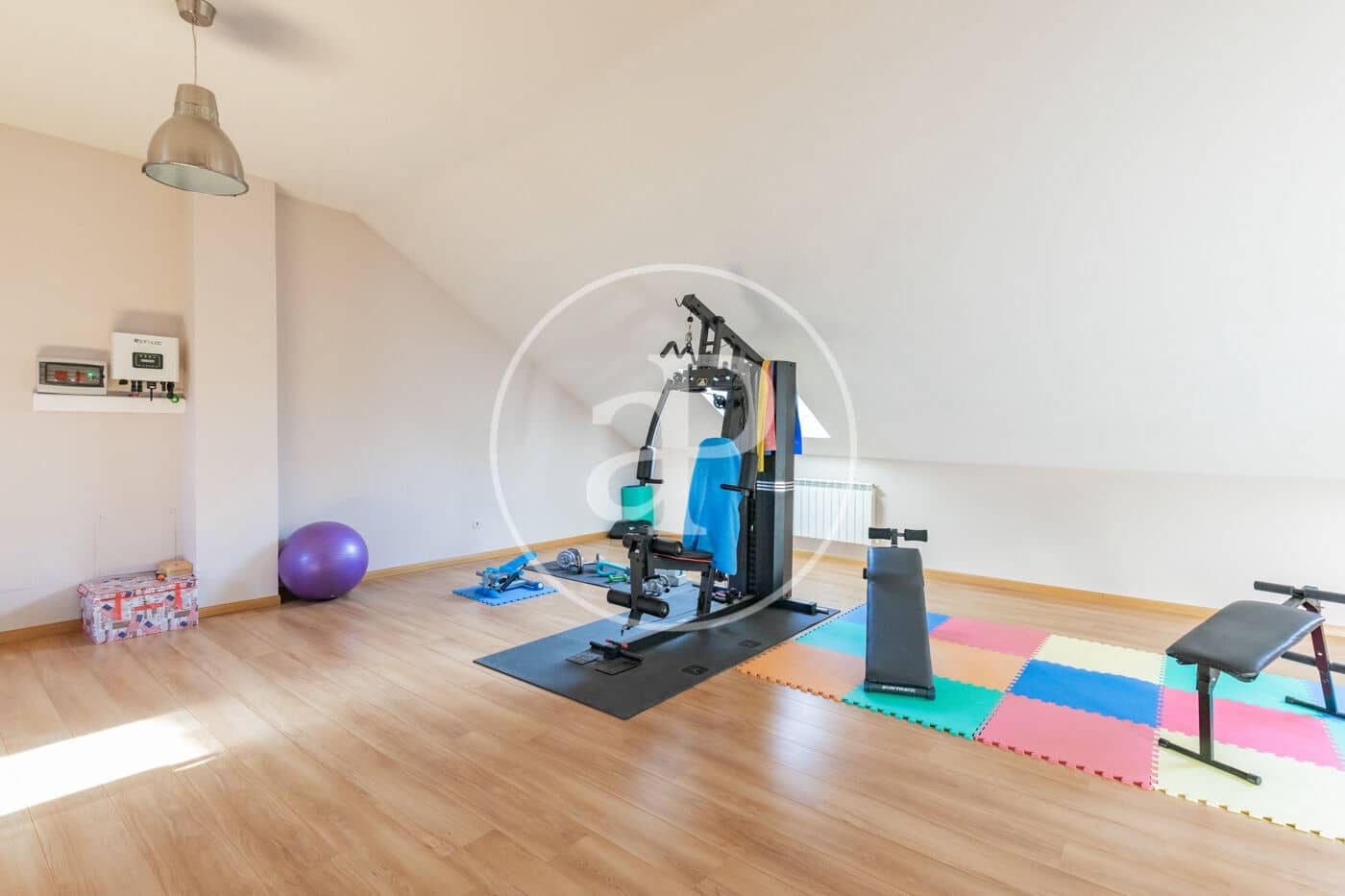 5 bedroom Villa for sale in Algete with pool - € 950,000 (Ref: 9535949)