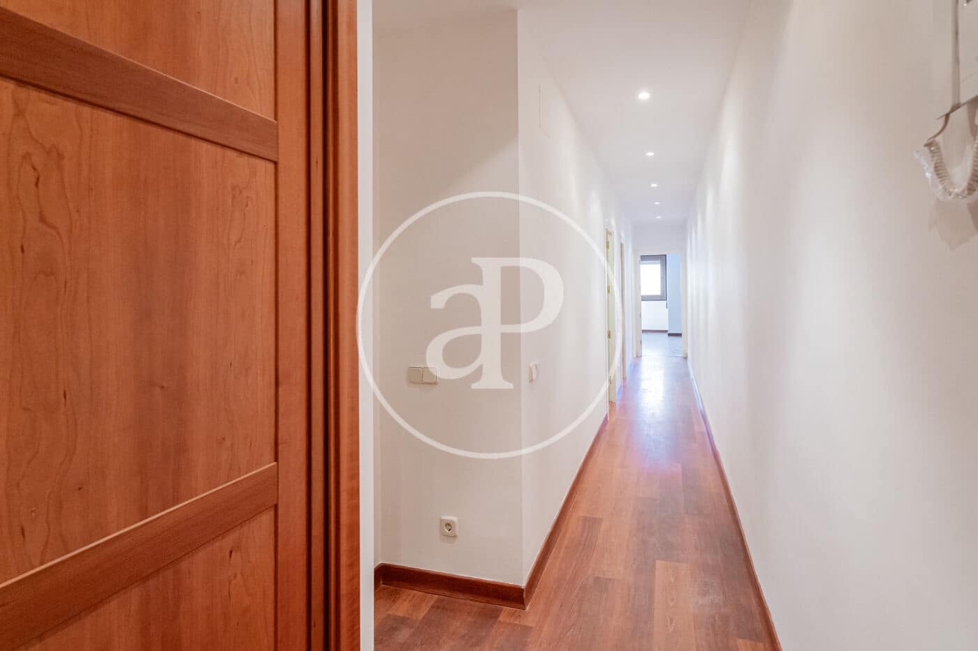 2 sypialnia Apartament na sprzedaż w Miasto Madryt - 1 050 000 € (Ref: 9535950)
