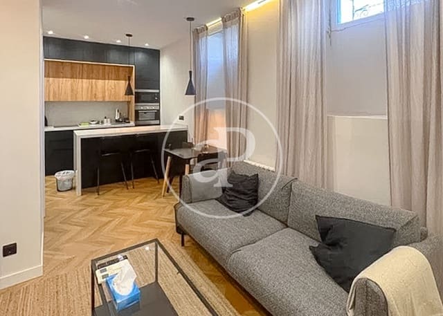2 makuuhuone Huoneisto myytävänä paikassa Castellana, Madrid kaupunki - 875 000 € (Ref: 9535951)