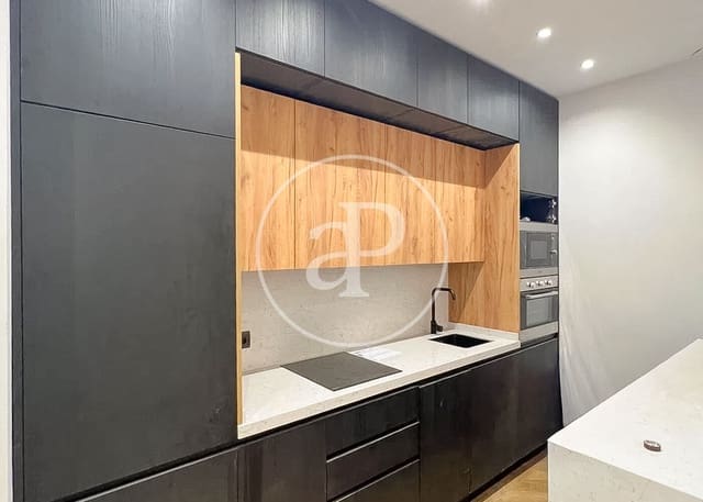 2 makuuhuone Huoneisto myytävänä paikassa Castellana, Madrid kaupunki - 875 000 € (Ref: 9535951)