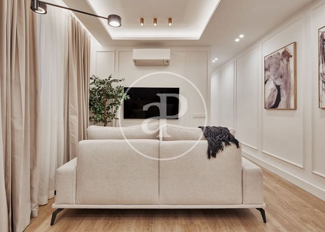 2 soverom Leilighet til salgs i Universidad, Madrid by - € 629 000 (Ref: 9535952)