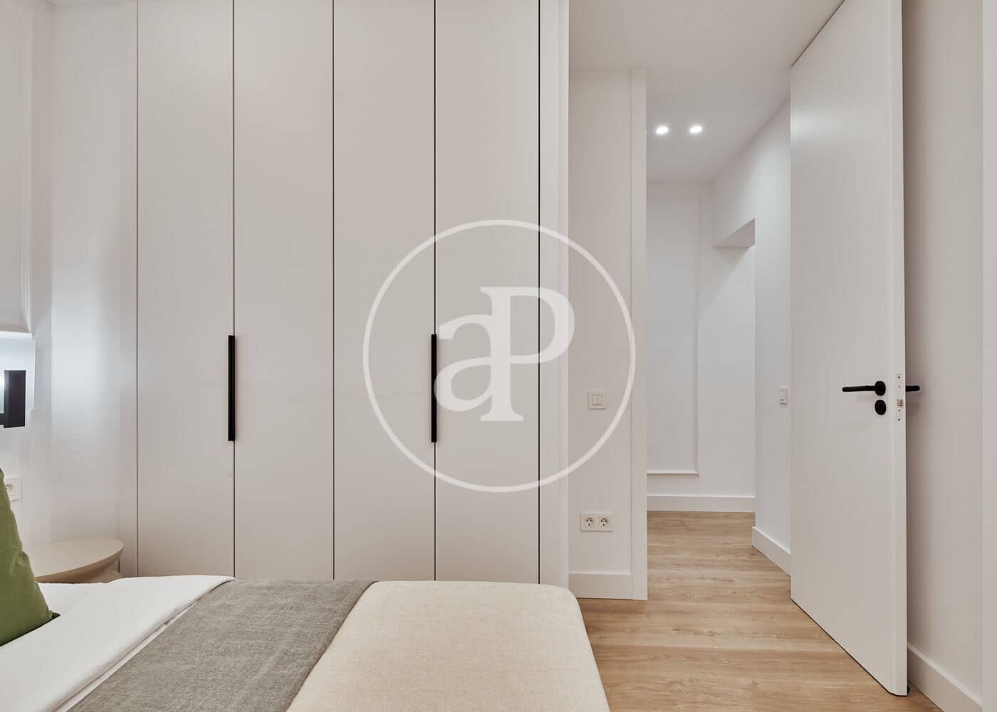 2 bedroom Apartment for sale in Madrid city - € 629,000 (Ref: 9535952)