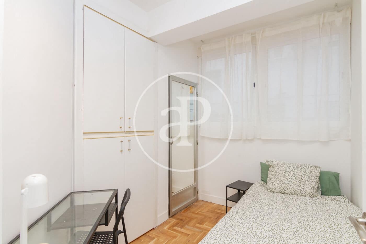 4 bedroom Apartment for sale in Madrid city - € 565,000 (Ref: 9541107)