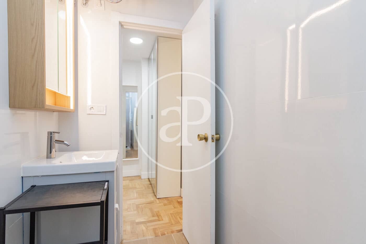 4 bedroom Apartment for sale in Madrid city - € 565,000 (Ref: 9541107)