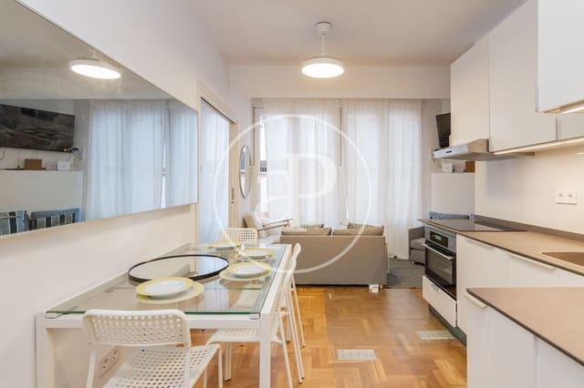 4 camera da letto Appartamento in vendita in Pacífico, Madrid città - 565.000 € (Rif: 9541107)