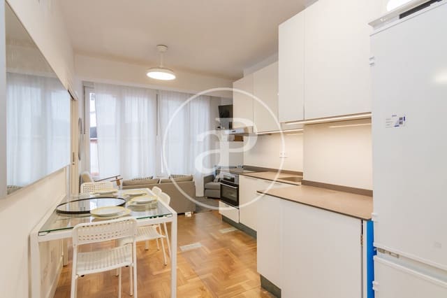 4 camera da letto Appartamento in vendita in Pacífico, Madrid città - 565.000 € (Rif: 9541107)