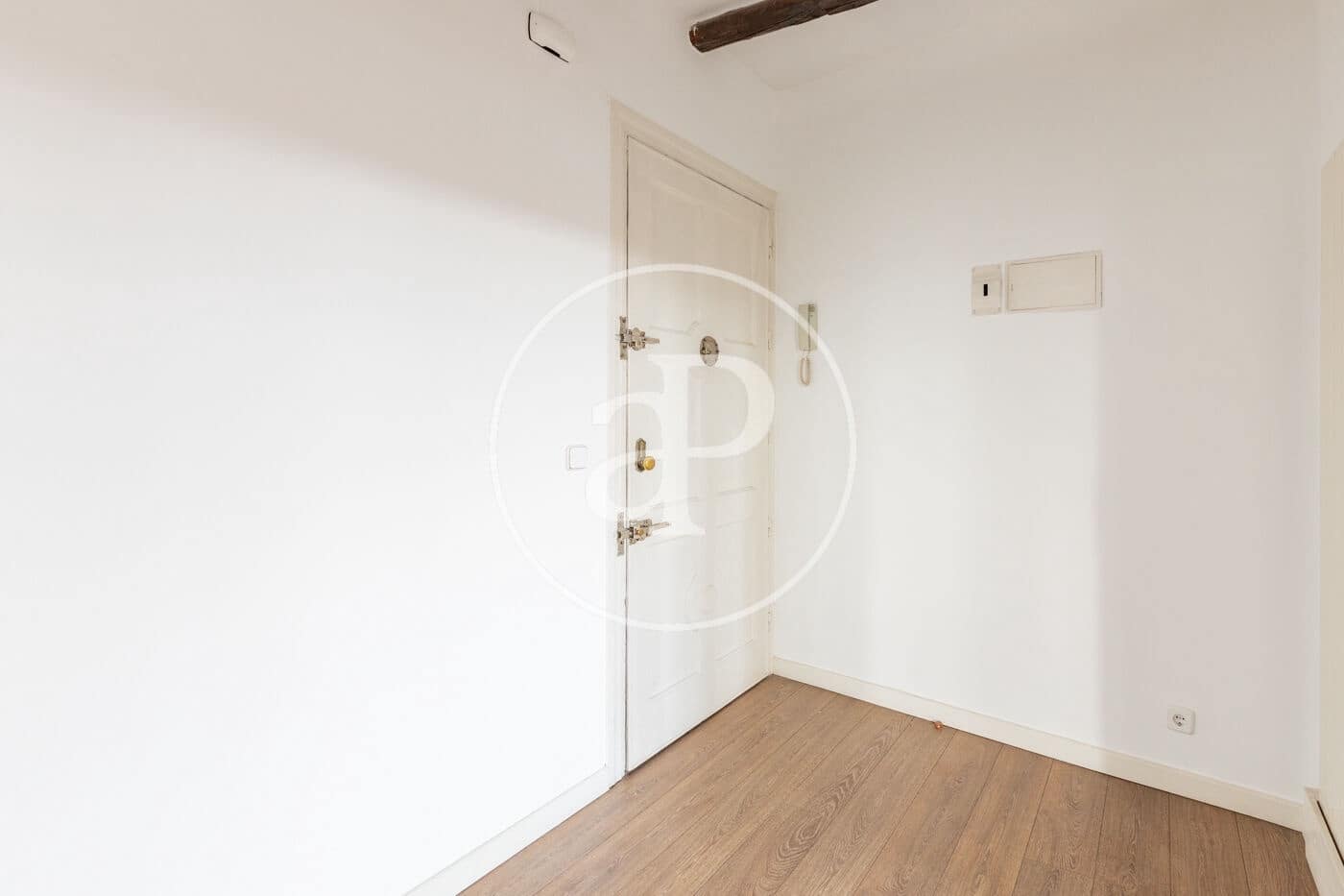 Penthouse de 2 chambres à louer à Madrid ville - 3 500 € (Ref: 9541108)