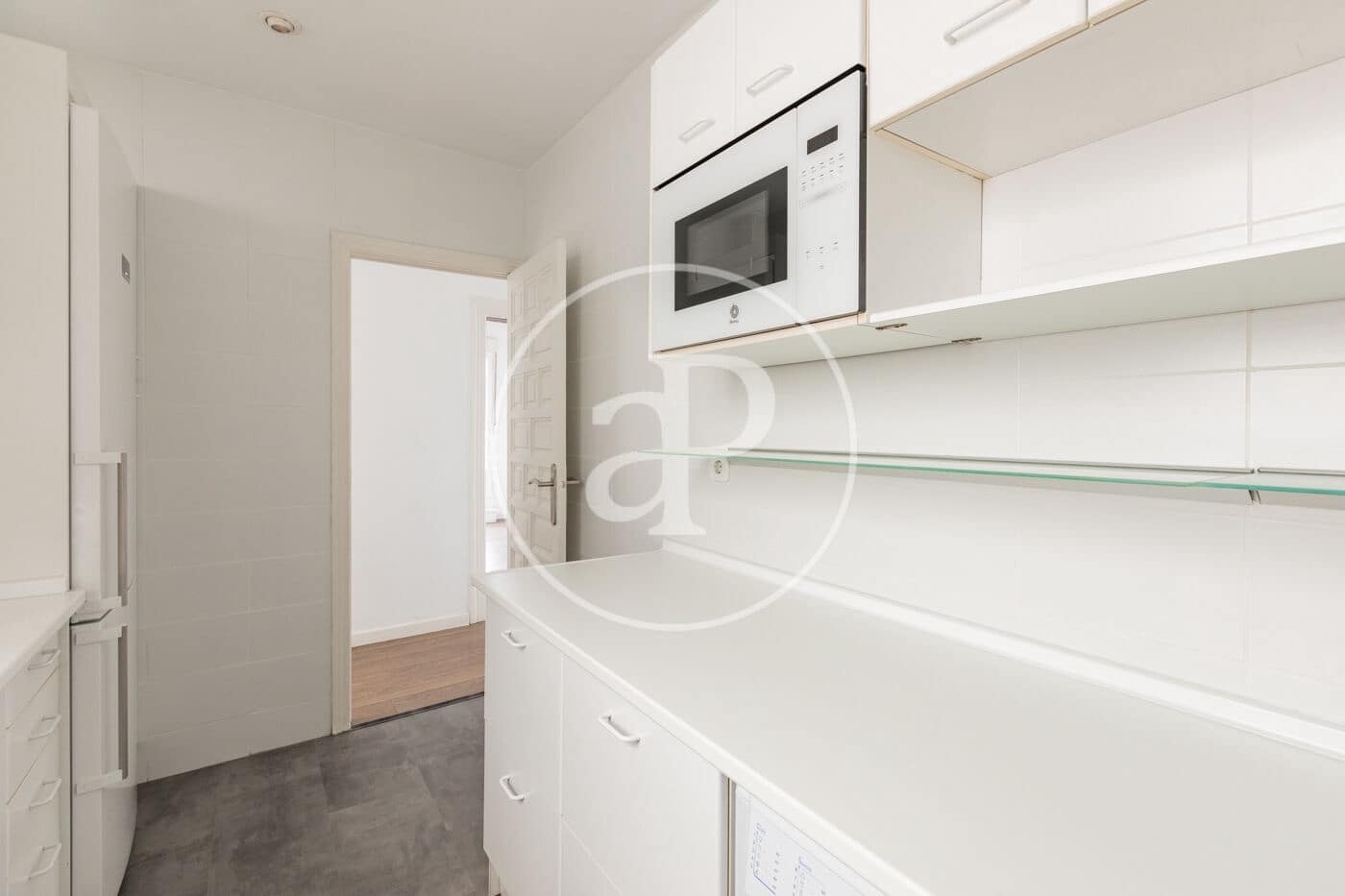 Penthouse de 2 chambres à louer à Madrid ville - 3 500 € (Ref: 9541108)