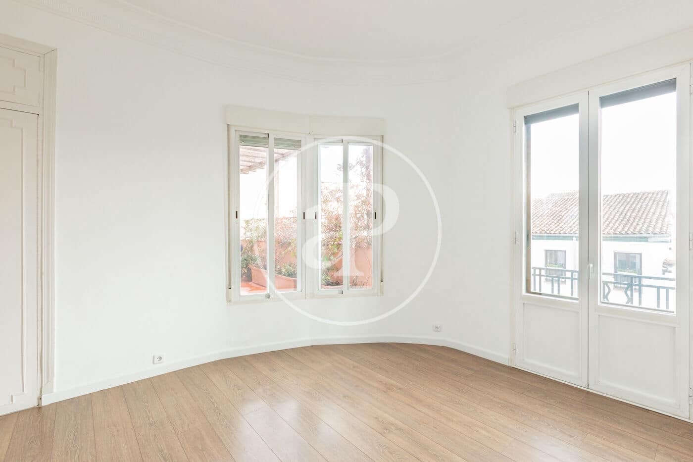 Penthouse de 2 chambres à louer à Madrid ville - 3 500 € (Ref: 9541108)