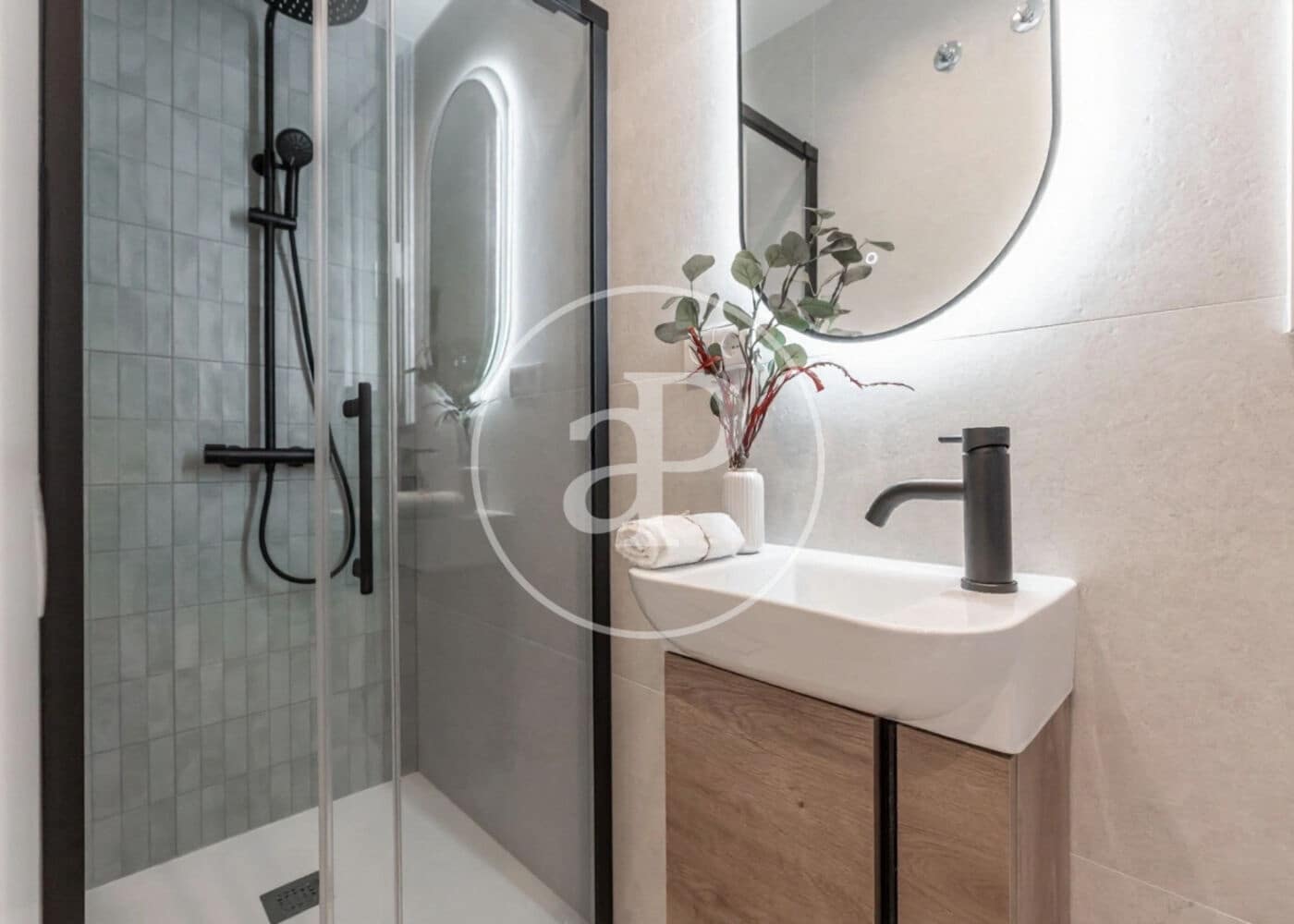 2 bedroom Apartment for sale in Madrid city - € 899,000 (Ref: 9541109)