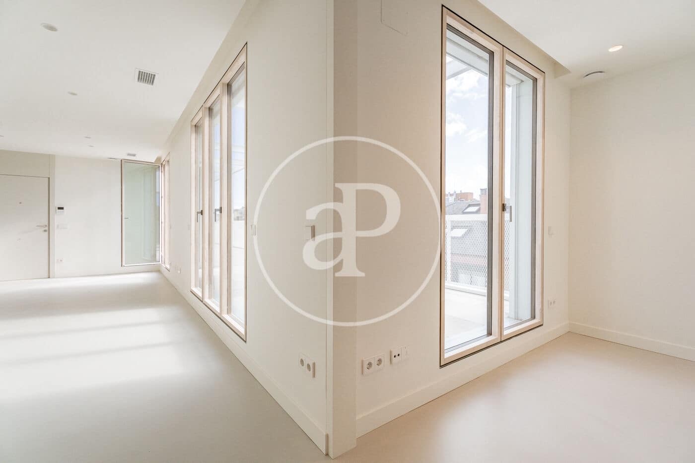 2 Zimmer Penthouse zu vermieten in Madrid Stadt - 2.700 € (Ref: 9543625)