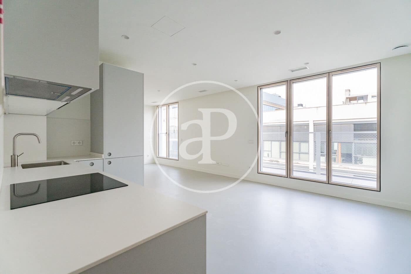 Penthouse zu vermieten in Madrid Stadt - 1.750 € (Ref: 9543627)
