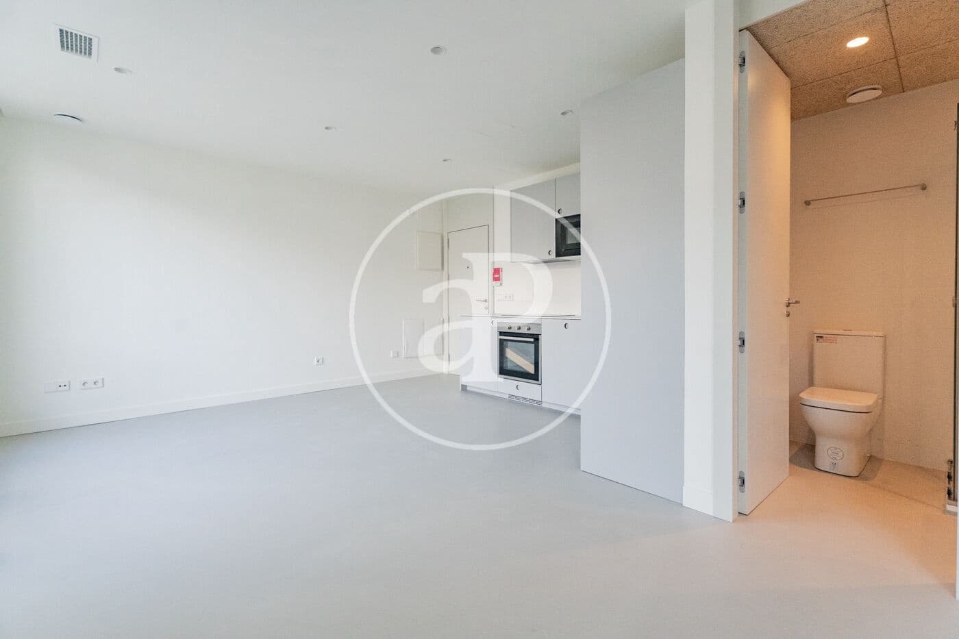 Penthouse zu vermieten in Madrid Stadt - 1.750 € (Ref: 9543627)