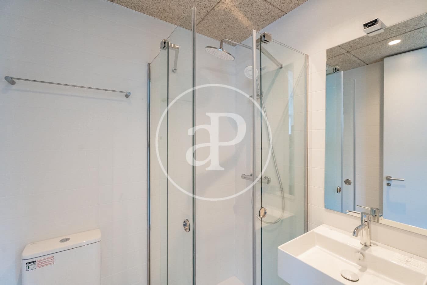 Penthouse zu vermieten in Madrid Stadt - 1.750 € (Ref: 9543627)