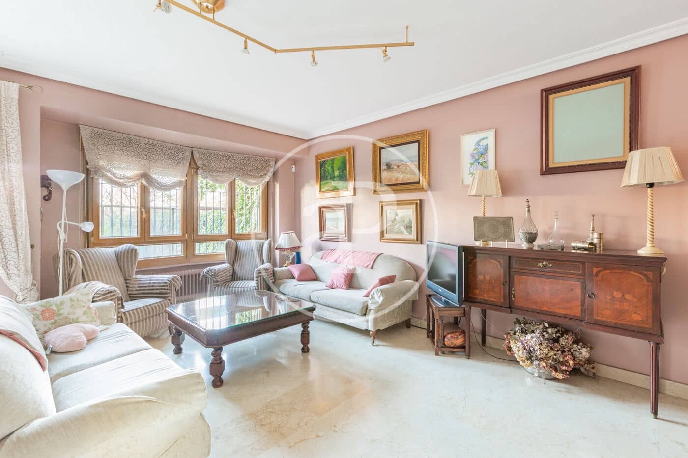 5 sovrum Villa till salu i Madrid stad med pool - 980 000 € (Ref: 9543628)