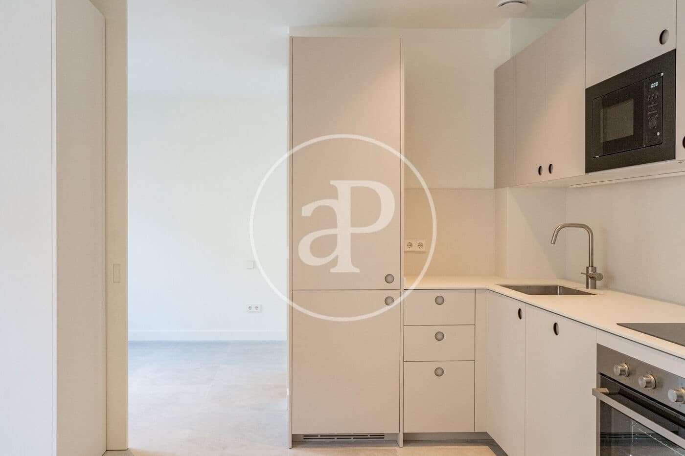 1 quarto Apartamento para arrendar em Madrid cidade - 1 500 € (Ref: 9543635)
