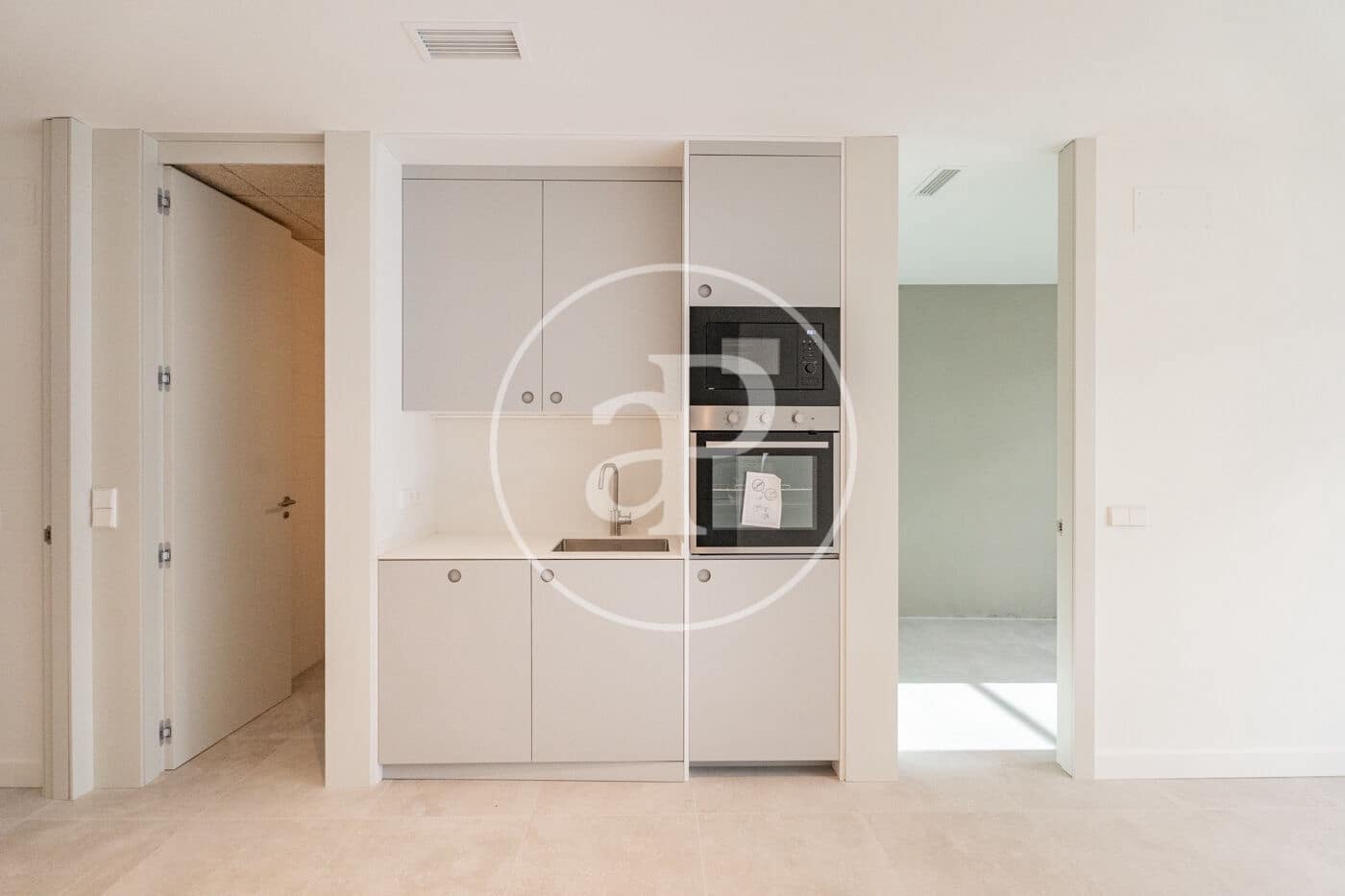 2 sypialnia Apartament do wynajęcia w Miasto Madryt - 2 100 € (Ref: 9548200)