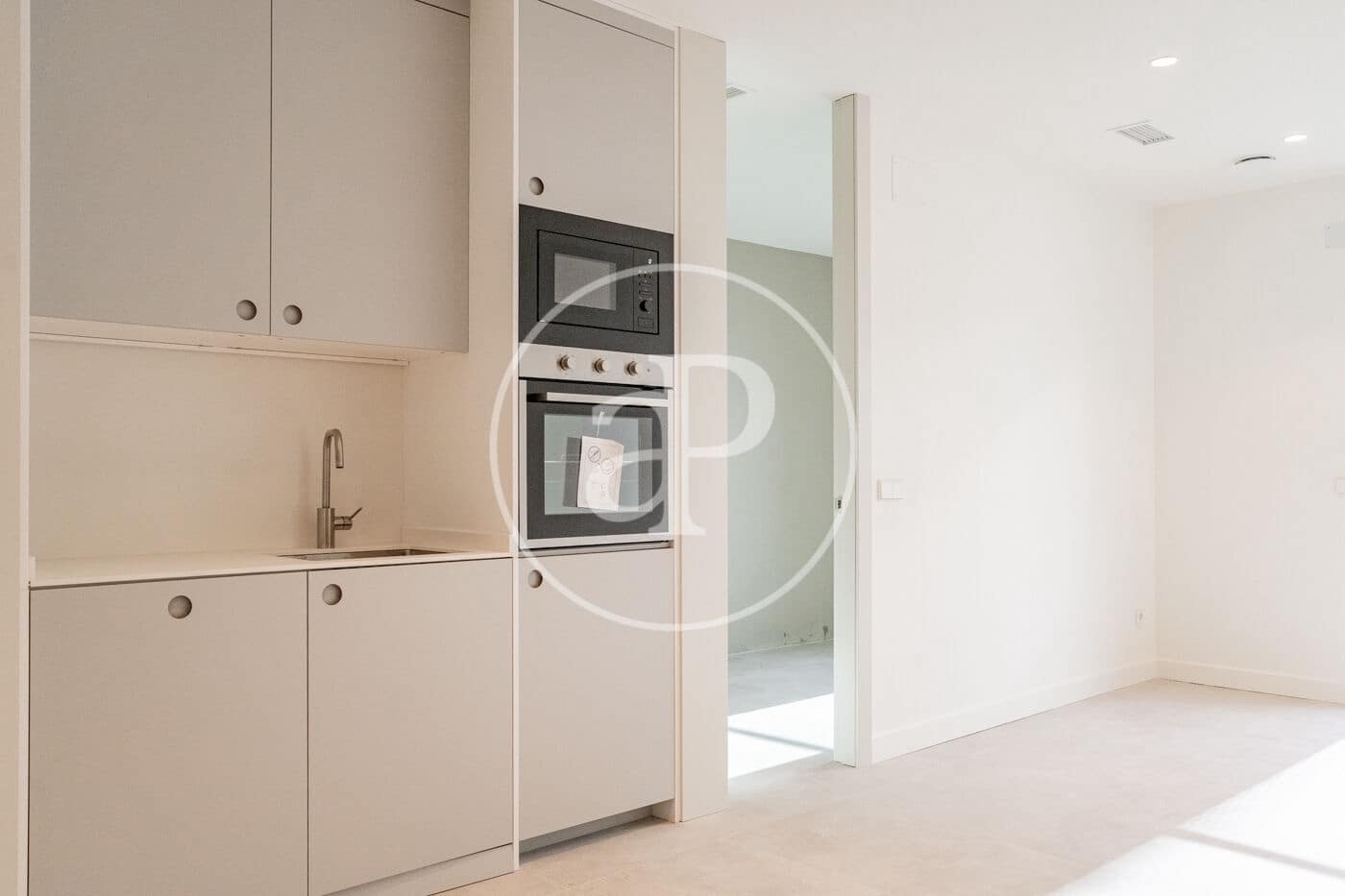 2 sypialnia Apartament do wynajęcia w Miasto Madryt - 2 100 € (Ref: 9548200)