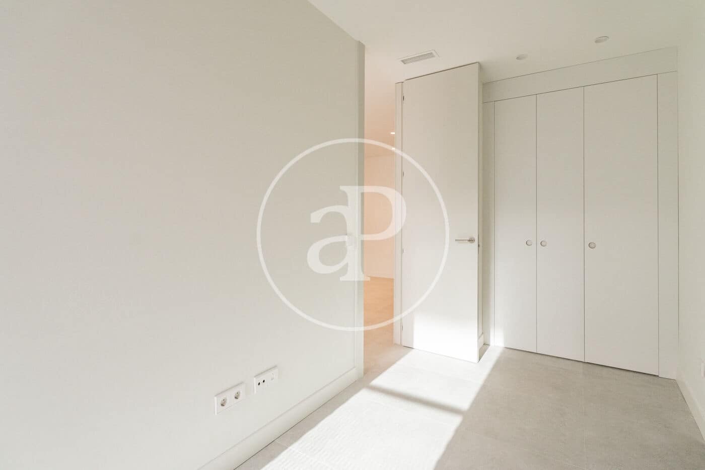 2 sypialnia Apartament do wynajęcia w Miasto Madryt - 2 100 € (Ref: 9548200)