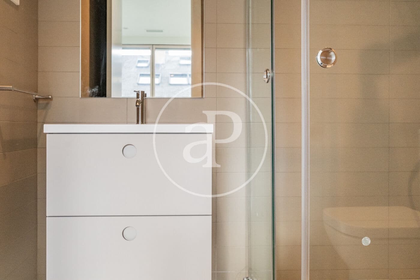 1 sypialnia Apartament do wynajęcia w Miasto Madryt - 1 500 € (Ref: 9548201)