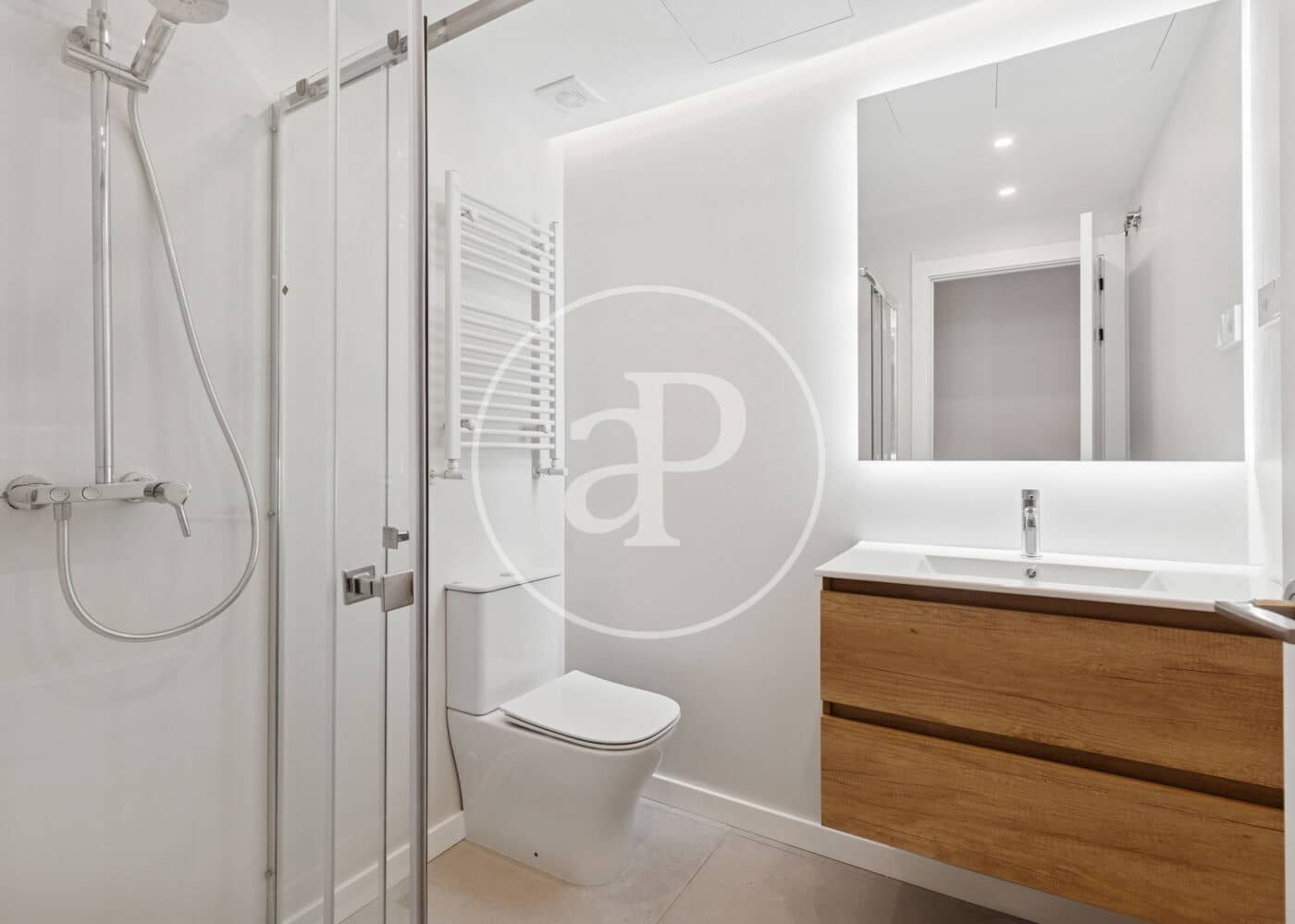 3 slaapkamer Appartement te koop in Madrid stad - € 990.000 (Ref: 9548202)