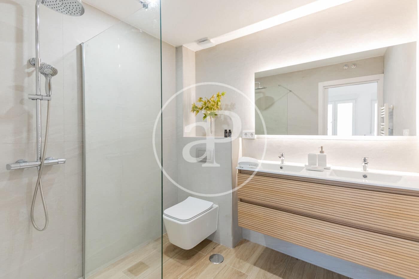 3 bedroom Apartment for sale in Madrid city - € 1,390,000 (Ref: 9548203)